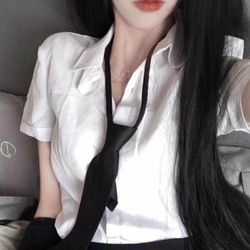 阴阳爱国语 海报